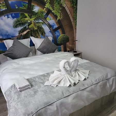 Casa Ratiu Airport Bucharest Therme Bucharest Balotesti Dış mekan fotoğraf