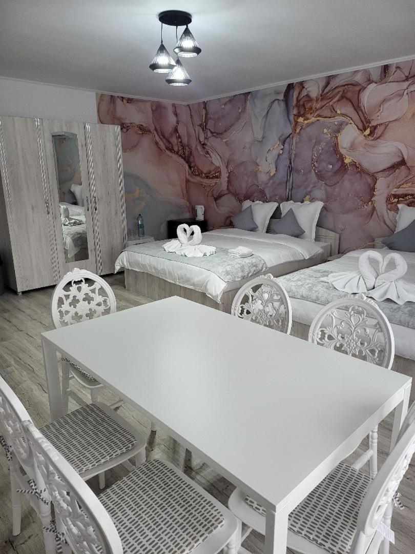 Casa Ratiu Airport Bucharest Therme Bucharest Balotesti Dış mekan fotoğraf