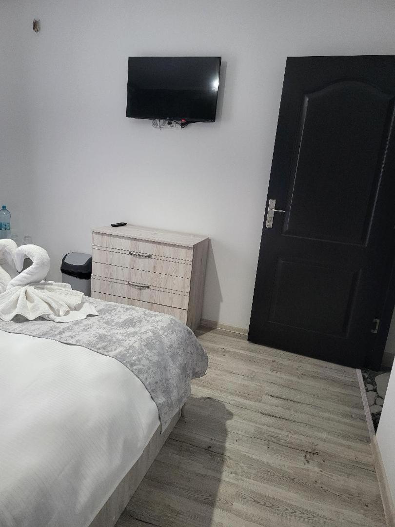 Casa Ratiu Airport Bucharest Therme Bucharest Balotesti Dış mekan fotoğraf